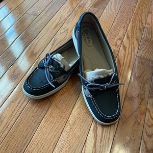 Brand New Women’s Sperry shoes